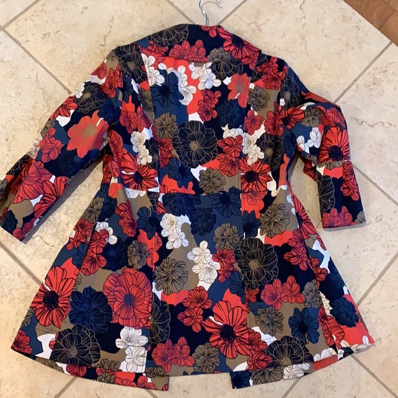 Jacket - Picture 5 of 6